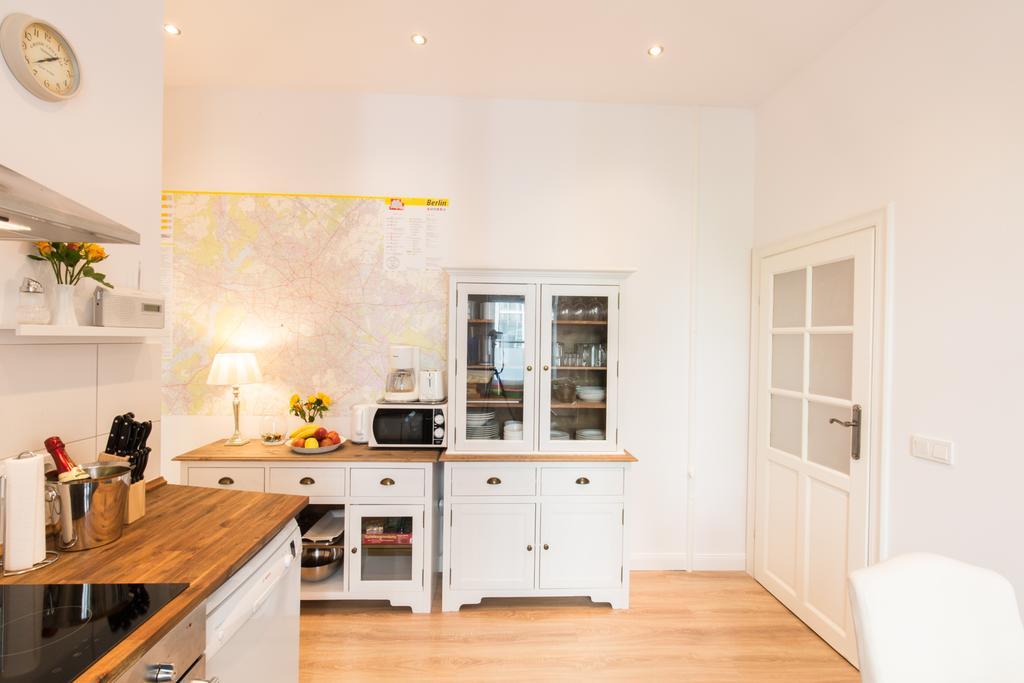 Fritz By Rockchair Apartments L Superhost Status L 3 Bedrooms Boxspringbeds 2 Bathrooms 2 Kitchen - Cozy Family & Business Flair Welcomes You! Berlin Exterior photo